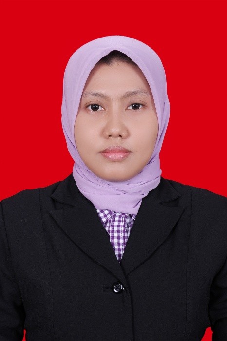 Dr. Ratna Wahyu Pusari